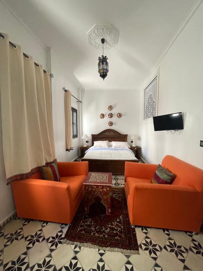 Riad Tingis Tanger Buitenkant foto